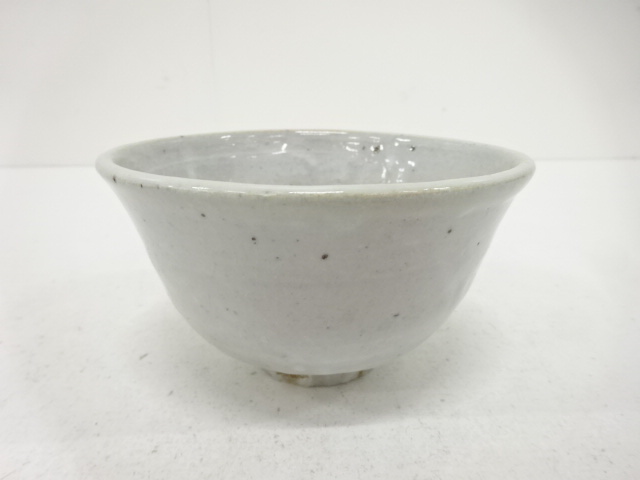 JAPANESE TEA CEREMONY / TEA BOWL CHAWAN / WHITE GLAZE